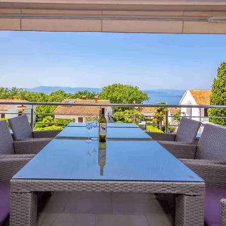 Luxury Sunflair Apartment Njivice