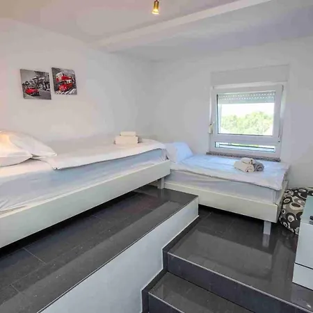 Luxury Sunflair