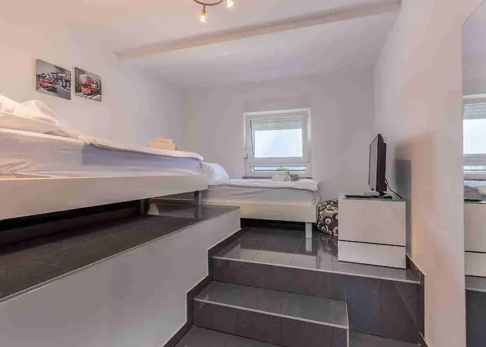 Luxury Sunflair Njivice
