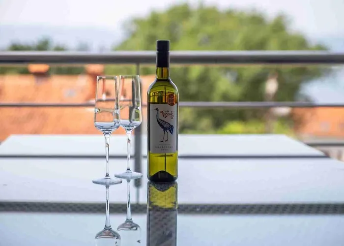 Luxury Sunflair * Njivice