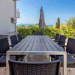 Luxury Sunflair *