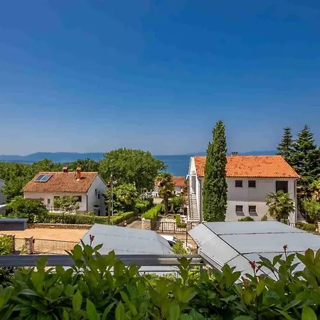 Luxury Sunflair Lägenhet Njivice